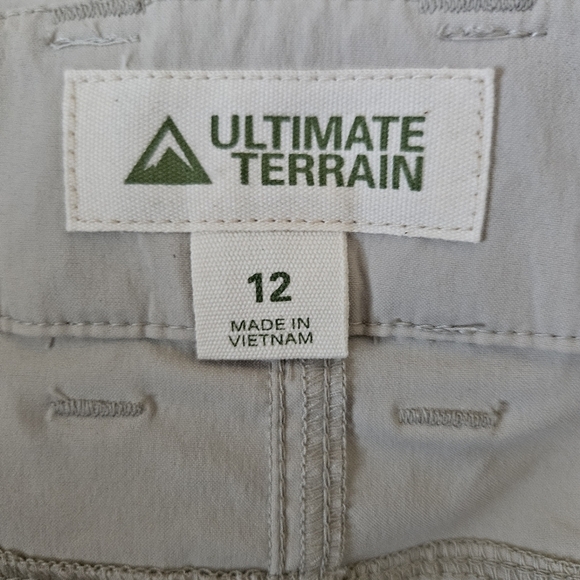 Ultimate Terrain Womens Size 12 Flat Front Hiking Convertible Zip Off Pants. NWT - Picture 13 of 14